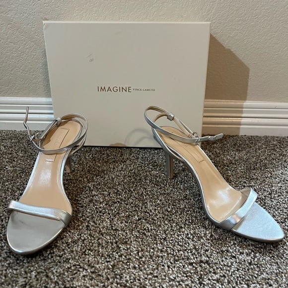 Vince Camuto Silver Women's Heels - Picture 1 of 2